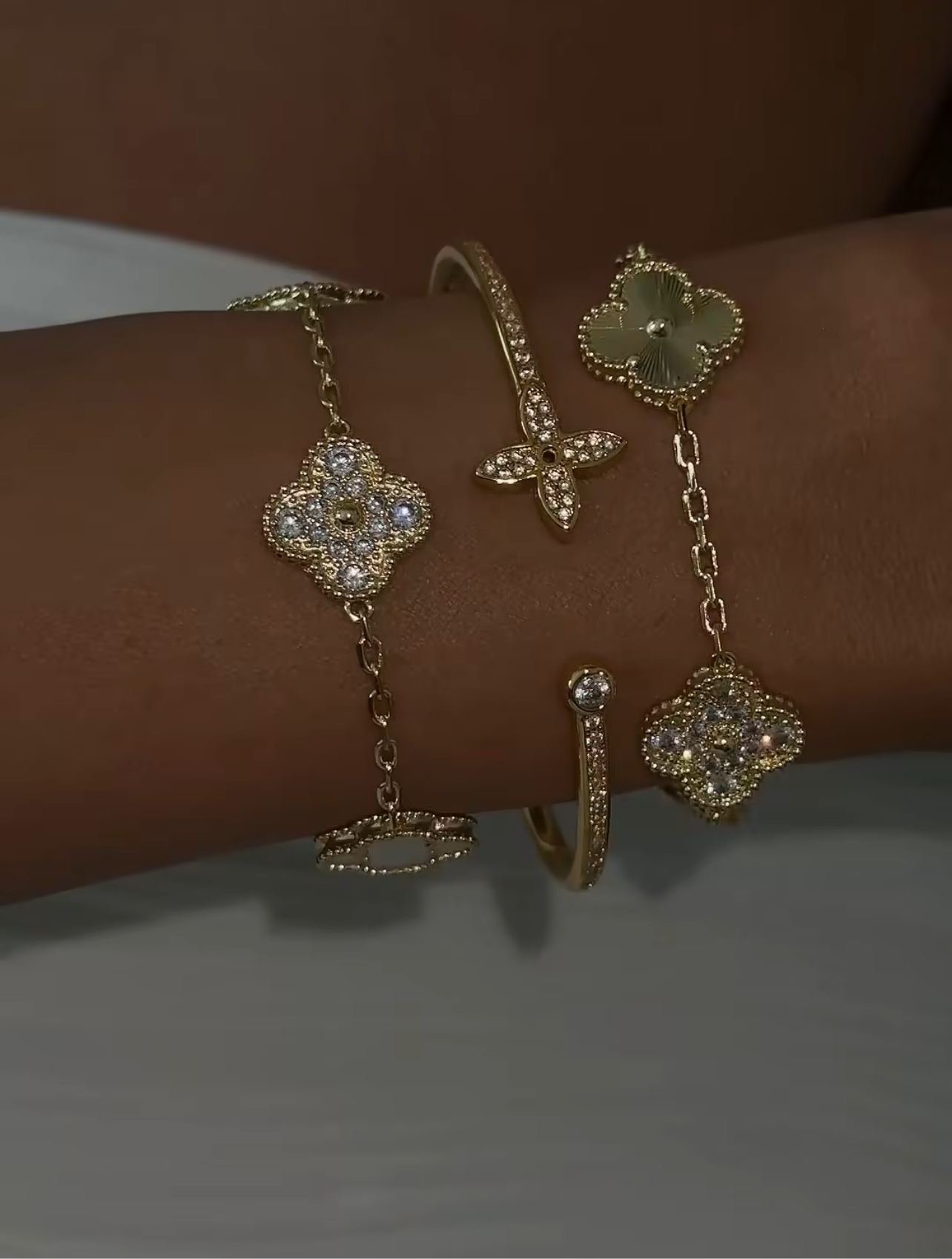LUCY CUFF BRACELET GOLD