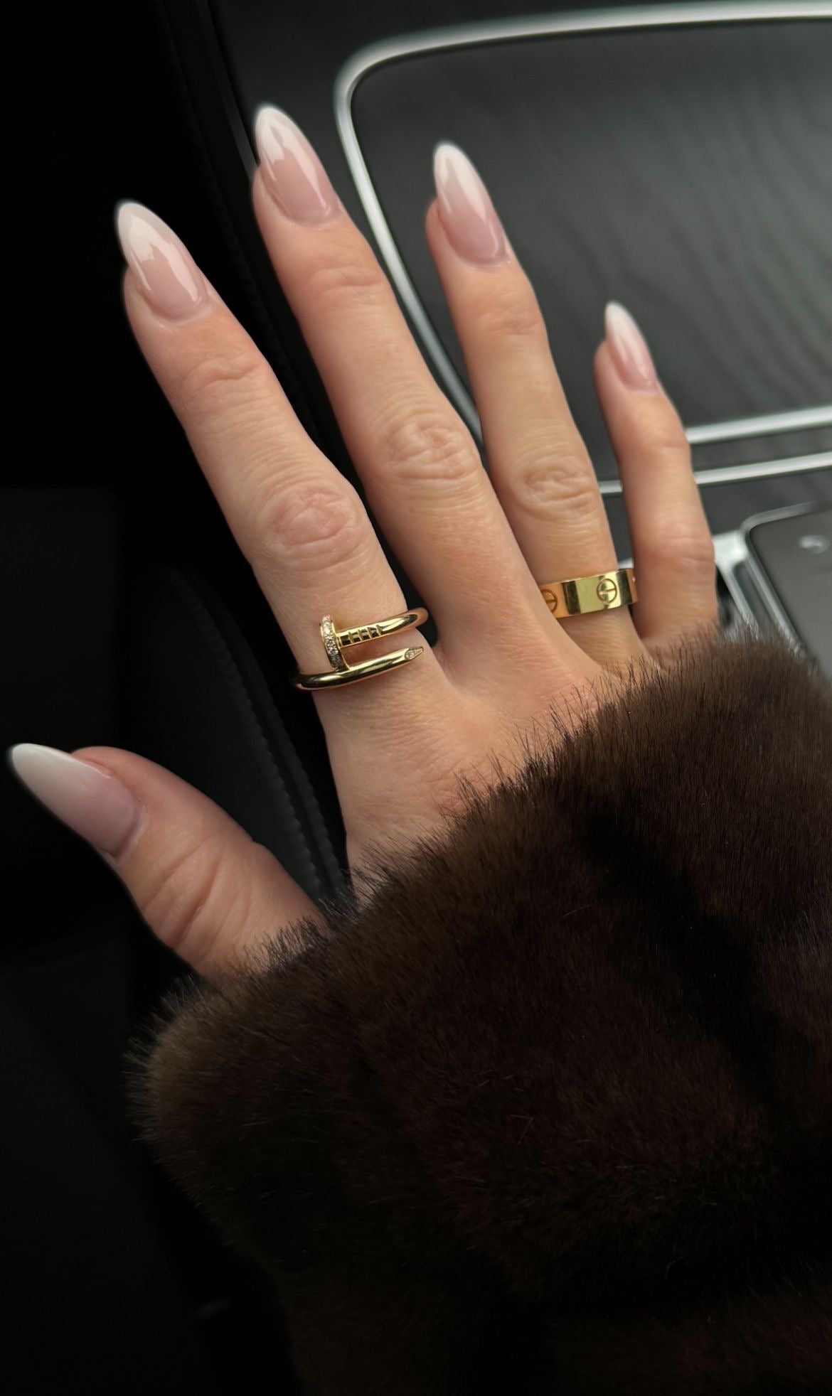 NAIL RING GOLD